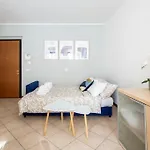 Getaway - Central, Nearby - Parking & Private Garden * Mandello del Lario