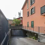 Getaway - Central, Nearby - Parking & Private Garden Lägenhet Mandello del Lario