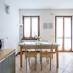 Apartmán Getaway - Cozy Garden Near The Mandello del Lario