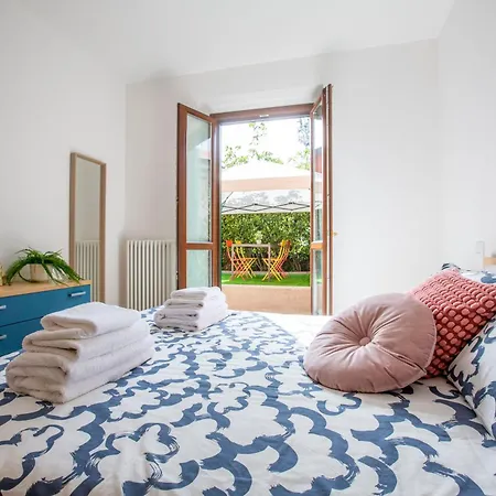 Apartmán Getaway - Central, Nearby - Parking & Private Garden