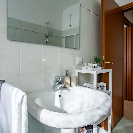 Apartament - Lakeside Bliss - Pet Friendly