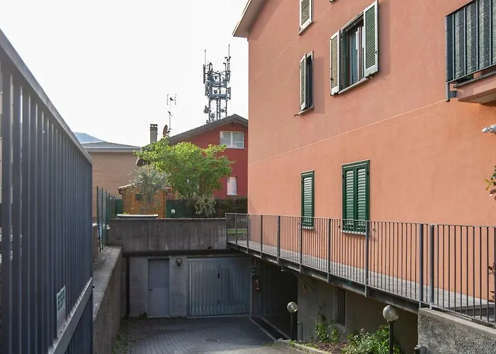 Getaway - Cozy Garden Near The Apartamento Mandello del Lario