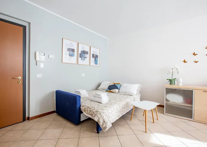 Getaway - Cozy Garden Near The Apartamento Mandello del Lario